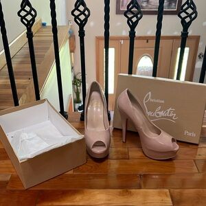 Tan Pump Shoes Size 38 Worn Once Red Bottoms